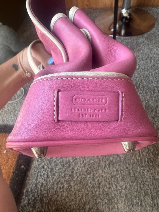 Coach Y2K pink hamptons Leather satchel Bag with White Trim - Picture 5 of 8
